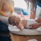 Ecografie nei bambini: perché controllare anca e reni?